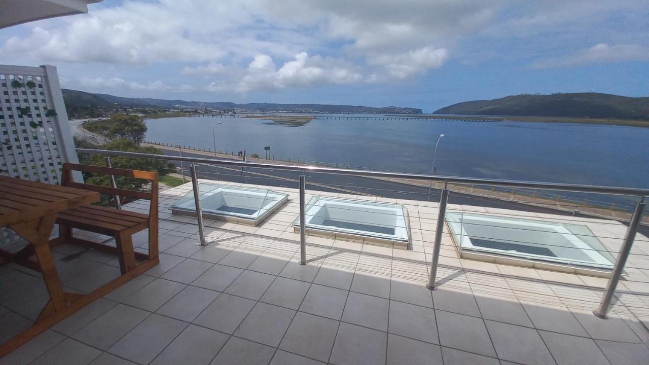 Phoenix Lodge And Waterside Accommodation 克尼斯纳 外观 照片